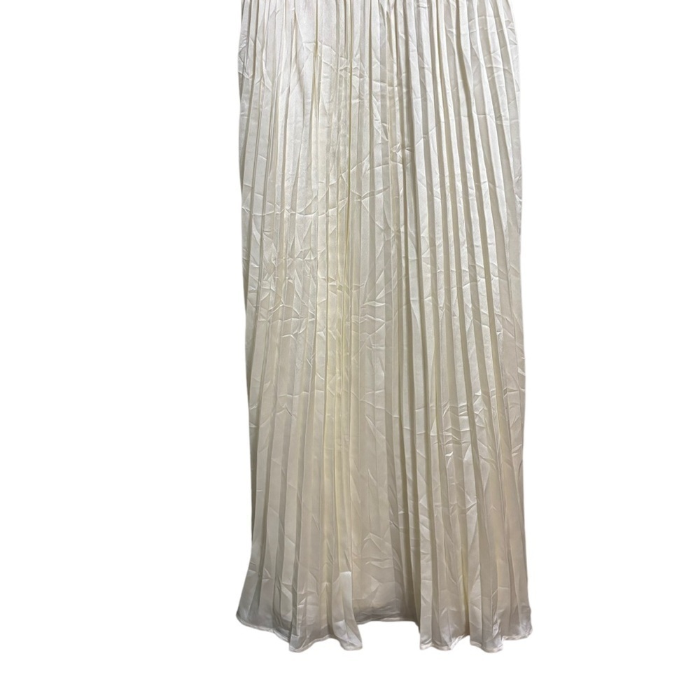 New PRETTY LITTLE SISTER SZ SM Giselle Pleated Satin Maxi Dress - Picture 7 of 9